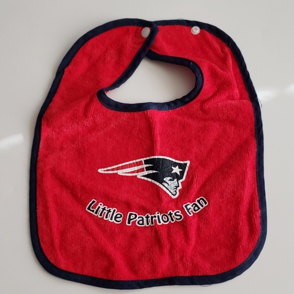 Patriots Baby Bib NWOT - Picture 1 of 3